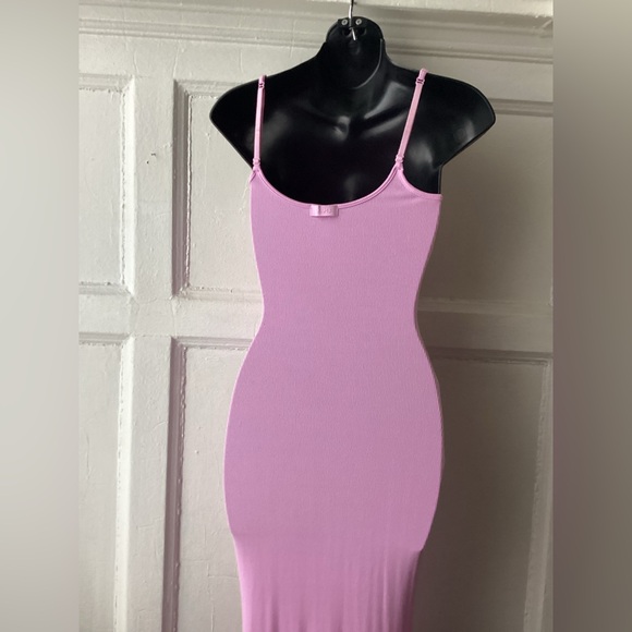 Skims Pink Soft Lounge Spaghetti Strap Bodycon Maxi Dress - Picture 6 of 10